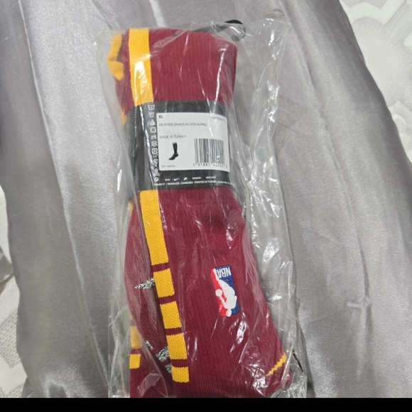 Nike NBA Authentics Socks KNEE Length MAROON/GOLD sz XL - Picture 1 of 4